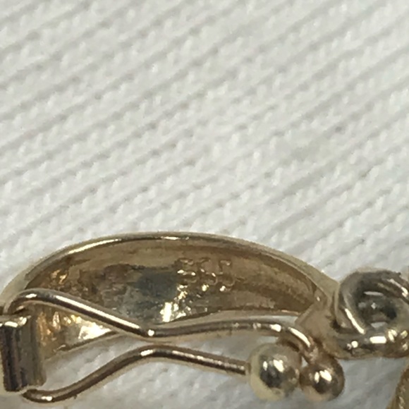 14k Gold Blue Topaz Flower Necklace Pendant - Picture 7 of 12